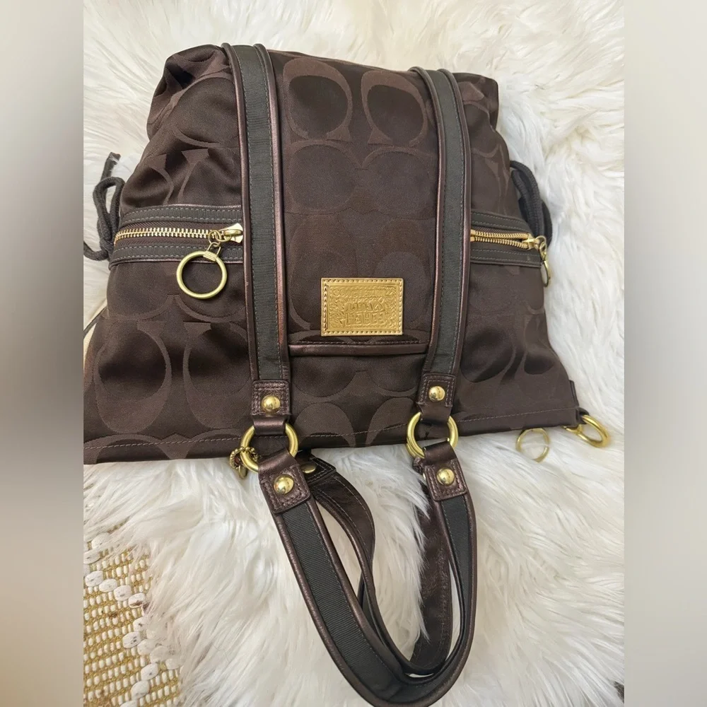 Coach Brown Signature Tote with Contrast Cream Strap#F13843